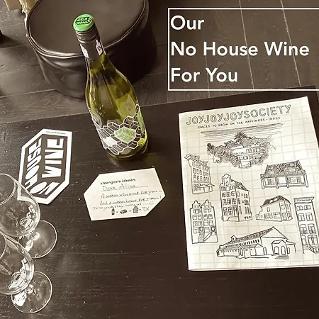 Joyjoyjoy The White Wilde Ecolicious In A Historic Canalhouse From 1799 With Terrace At The Canals ゲストハウス