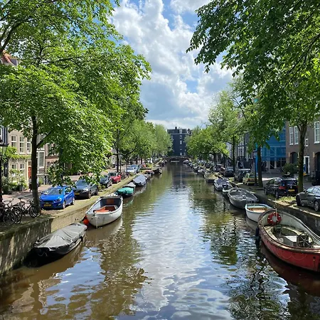 Joyjoyjoy The White Wilde Ecolicious In A Historic Canalhouse From 1799 With Terrace At The Canals ゲストハウス 4*